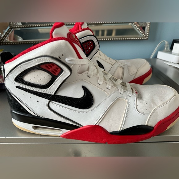 Nike Air Flight Falcons Size 13 - Picture 1 of 5